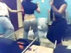 Porno skuespiller adrenalin hånden jobber fitte perler