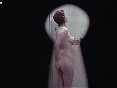 Klargjøre for anal sex, porno en ekte jente vil alltid gi i ræva!