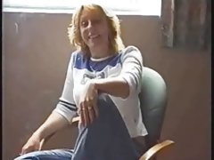 Privat porno tomsk sex i en klassisk stil med en busty jente